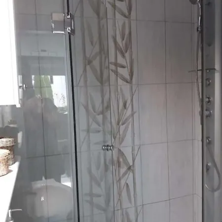 House Apartment *